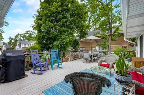 6621 Wisconsin Ave, Milwaukee WI 53213-3914 exterior