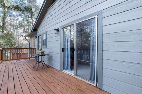 11334 Glenforest Rd, Montgomery TX 77356-5582 exterior