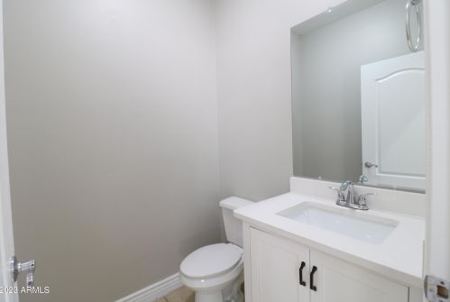 18522 20th Pl, Phoenix AZ  85022-1423 exterior