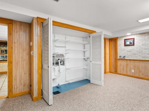 815 13 St, Manitowoc WI 54220-5101 exterior