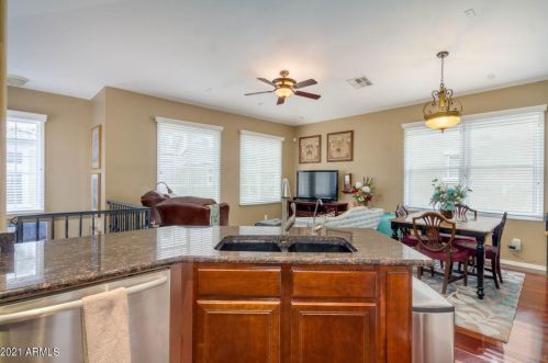 5616 21st Pl, Phoenix AZ  85040-3453 exterior