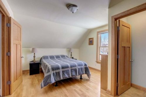 2119 Mound St, Milwaukee WI  53207-1331 exterior