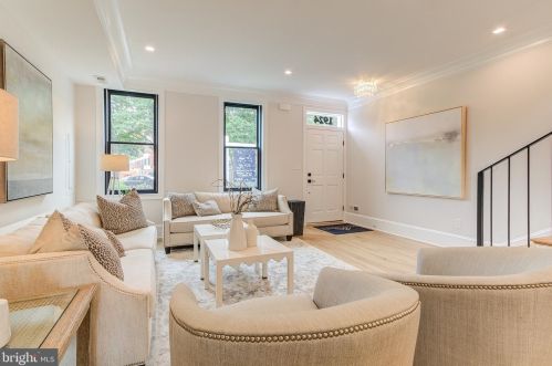 1924 10th St, Washington DC  20001-4112 exterior