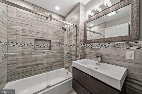 1839 Gerritt St, Philadelphia PA 19146-4629 exterior