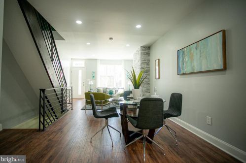 2607 Dickinson St, Philadelphia PA  19146-4415 exterior