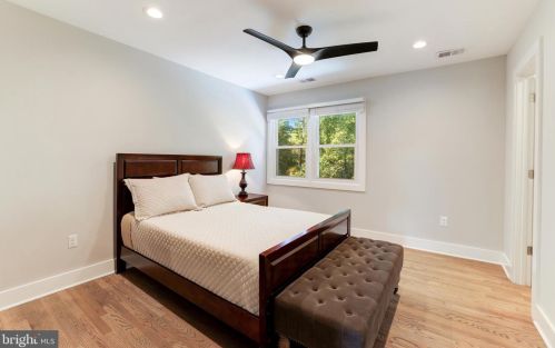 1326 Kirby Rd, Mc Lean VA  22101-2409 exterior