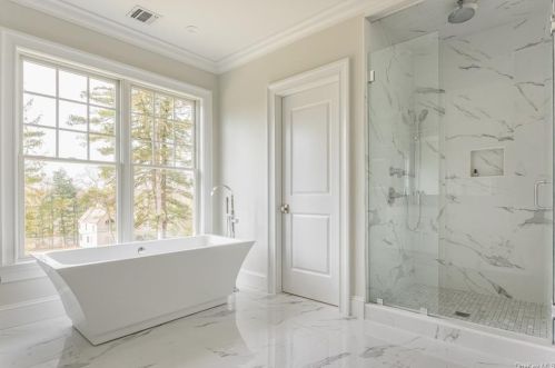 5 Hunter Dr, Armonk NY 10504-1228 exterior