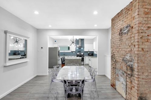 1850 Middle St, Pittsburgh PA 15227-3846 exterior