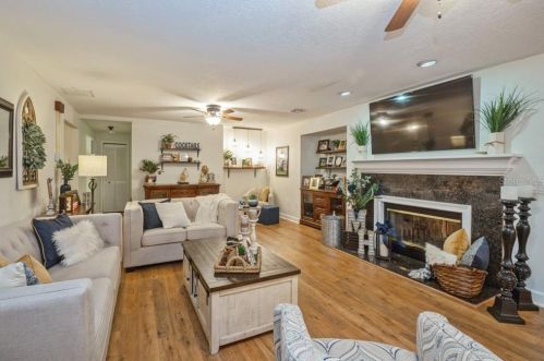 646 Country Club Rd, Lake Mary, FL 32746-3916