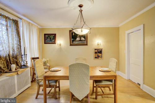 5 Cadwalader Dr, Trenton NJ 08618-3301 exterior