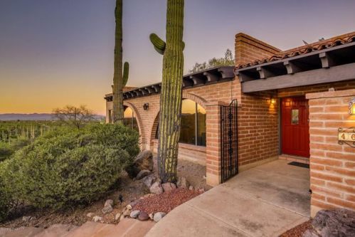 4635 Crestview Cir, Tucson AZ  85745-9207 exterior