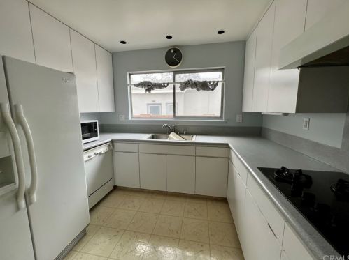 4260 Porter Ave, Fullerton CA 92833-3457 exterior