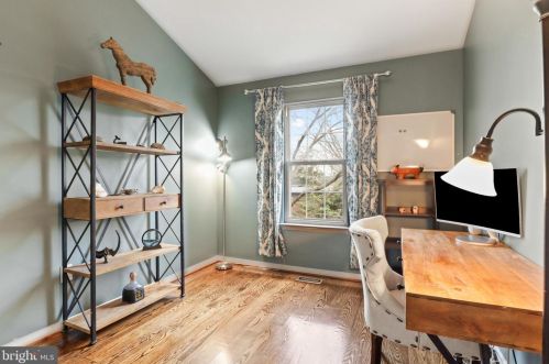 3809 Elbert Ave, Alexandria VA 22305-2042 exterior