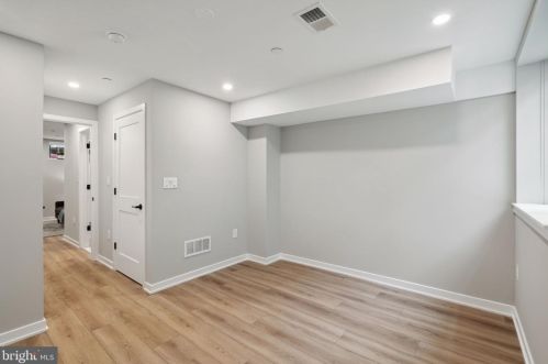 2200 Kater St, Philadelphia PA 19146-1139 exterior