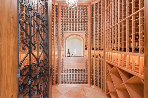 3855 Isla Del Sol Way, Naples FL  34114-9484 exterior