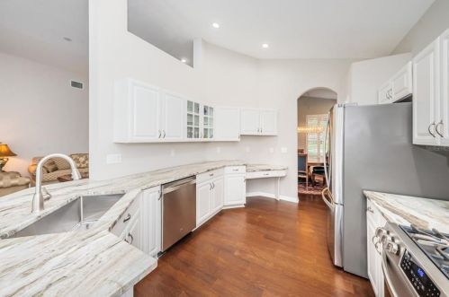 10320 Millport Dr, Tampa FL  33626-1706 exterior