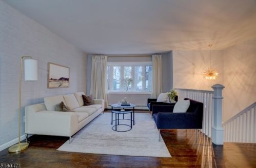 15 Normandy Cir, Hopatcong NJ  07843-1840 exterior