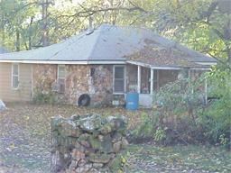 2746 College St, Springfield MO  65802-4733 exterior