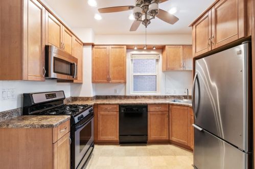 1611 Chislett St, Pittsburgh PA  15206-1312 exterior