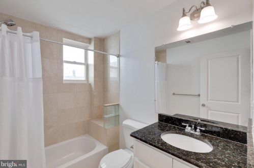 1435 Dickinson St, Philadelphia PA  19146-4841 exterior