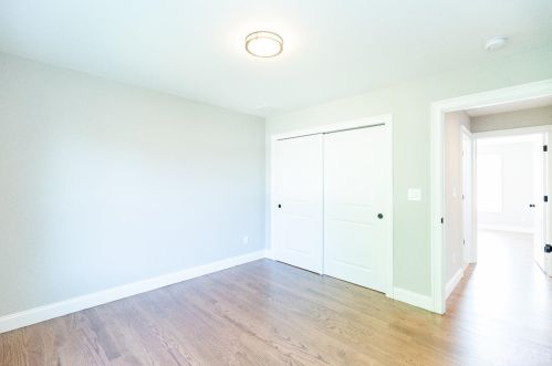 68 Prospect Ave, Edison NJ  08817-3744 exterior