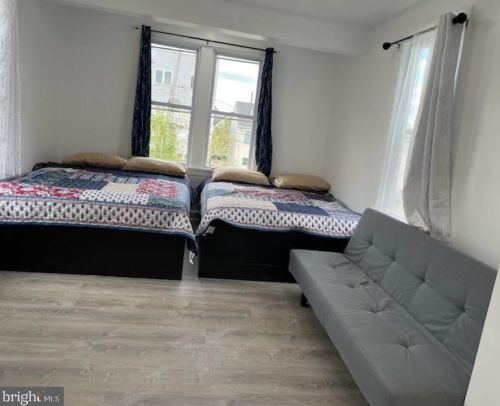 1557 9 St, Philadelphia PA 19148-3701 exterior