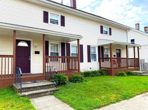 429 Rathbun St, Woonsocket, RI 02895-1246