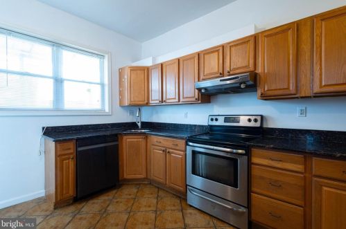 2109 16 St, Philadelphia PA 19121-1639 exterior