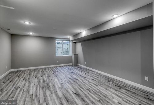 2147 Federal St, Philadelphia PA 19146-3828 exterior