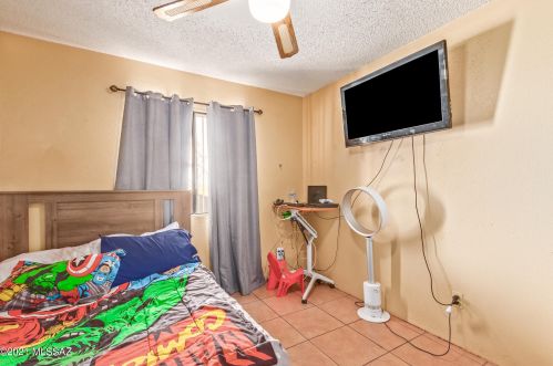 6120 Springbrook Dr, Tucson AZ exterior