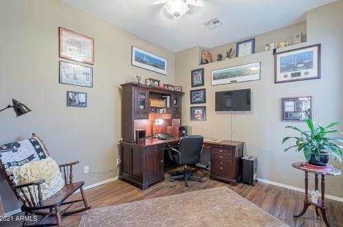 16814 1st Dr, Phoenix AZ 85021-5670 exterior