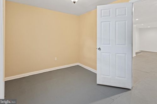 3045 Carlisle St, Philadelphia PA  19132-2312 exterior