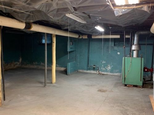 5544 Bryant St, Pittsburgh PA 15206-1675 exterior