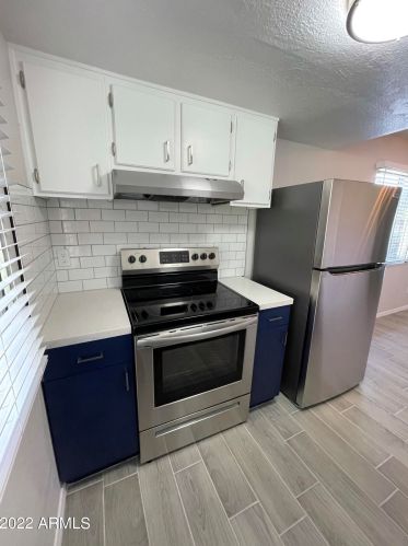 8441 34th Ave, Phoenix AZ 85053-6628 exterior