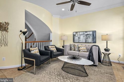 1822 Fonthill Ct, Mc Lean VA 22102-4792 exterior