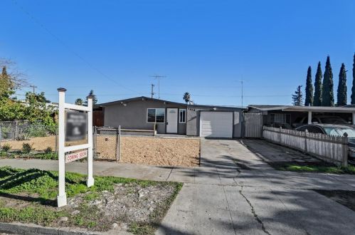 1418 Cliffwood Dr, San Jose, CA 95122-2030