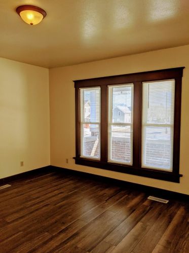 866 13 St, Manitowoc WI 54220-5103 exterior