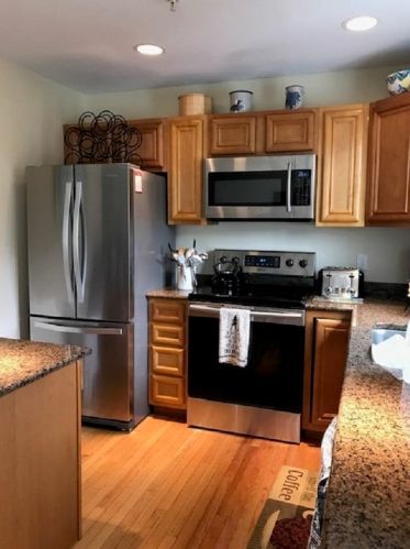 30 Townsend Dr, Dover, NH 03820-6514