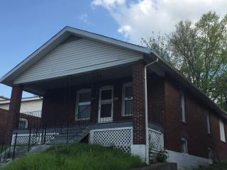 7012 Edison Ave, Saint Louis MO  63121-5126 exterior