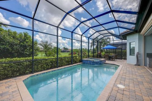 6790 Canwick Cove Cir, Naples FL 34113-3207 exterior
