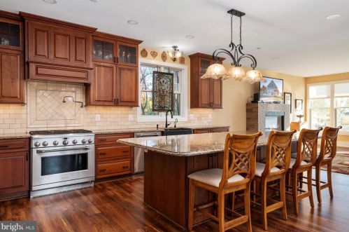 3717 Parke Dr, Edgewater MD 21037-4115 exterior