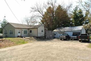 2000 Edgewater Dr, Pekin, IL 61554-7832