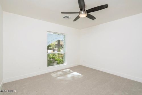 2316 Desert Cove Ave, Phoenix AZ  85028-2411 exterior