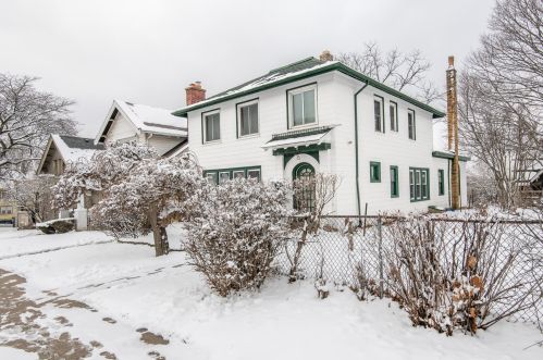 2913 2nd St, Milwaukee WI  53212-2411 exterior