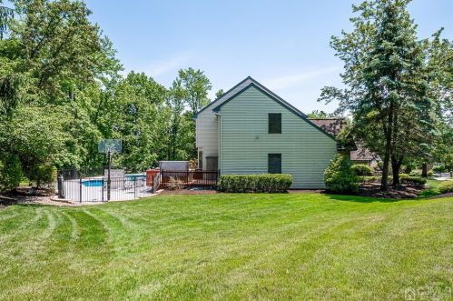 102 King St, Edison NJ 08820-1023 exterior