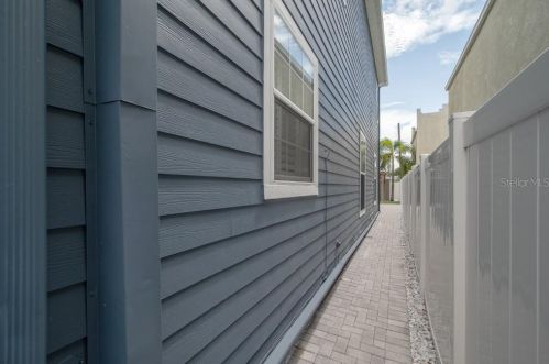 406 Oregon Ave, Tampa FL 33607-2803 exterior