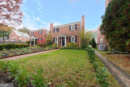 1129 Kalmia Rd, Washington DC  20012-1423 exterior