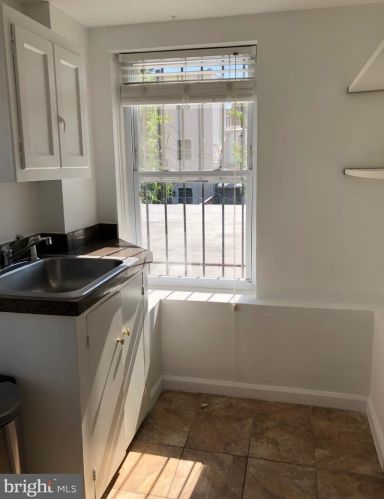 1703 6th St, Washington DC  20001-2448 exterior