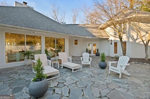 30 Chevaux Ct, Atlanta GA  30342-1944 exterior