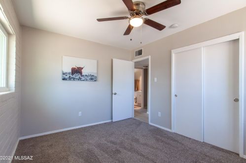 2202 Poquita Vis, Tucson AZ  85713-5128 exterior